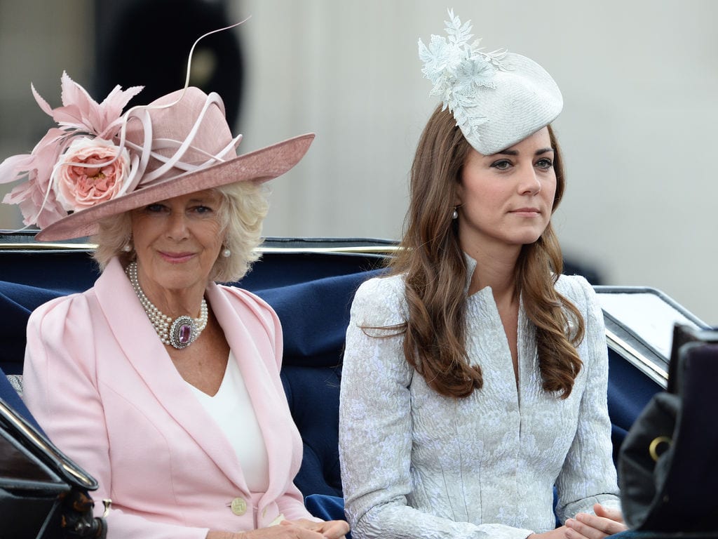 Guerra a Corte, Kate Middleton contro Camilla Parker Bowles per diventare Regina?