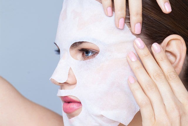 Maschere viso in tessuto: il nuovo must have per la skincare