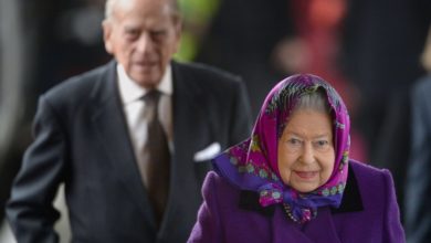 Dio salvi la Regina dei Foulard di Hermès [FOTO]