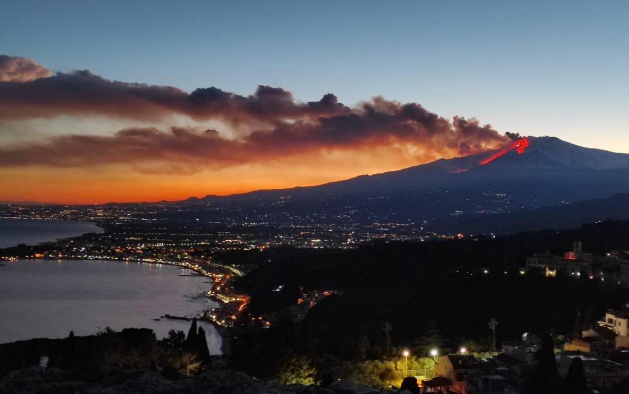 Etna eruzione Sicilia