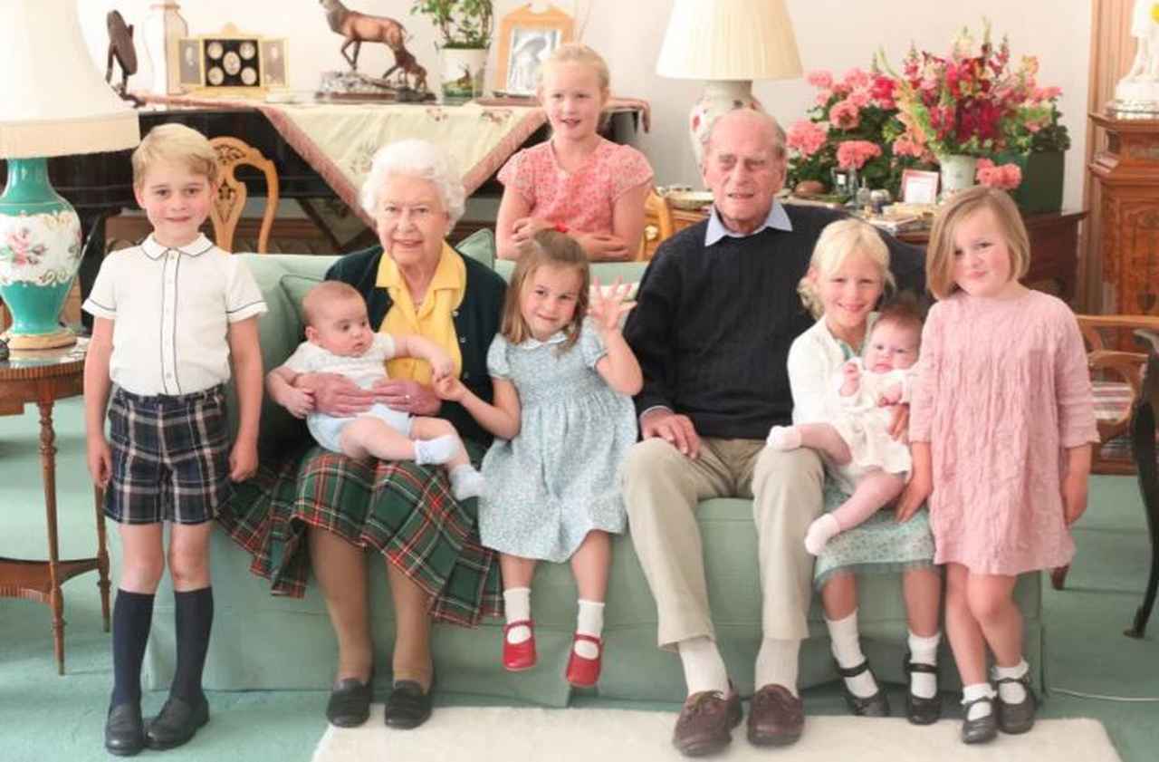 Principe Filippo regina Elisabetta nipoti
