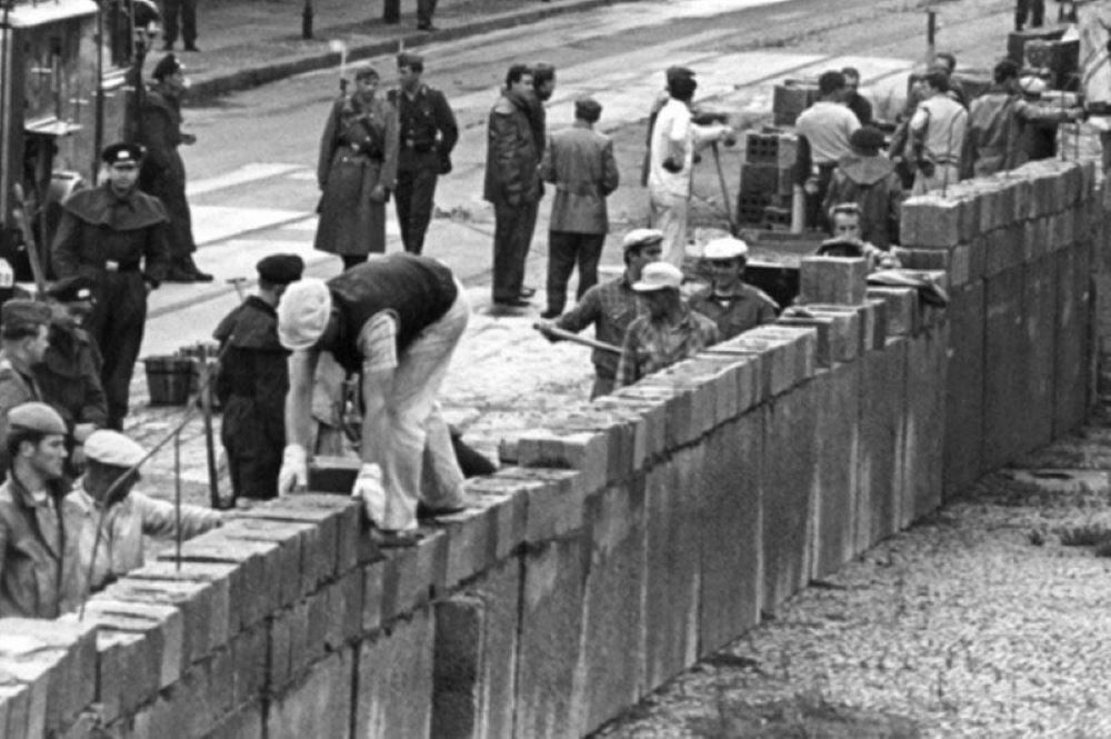 Muro Berlino costruzione 13 agosto 1961
