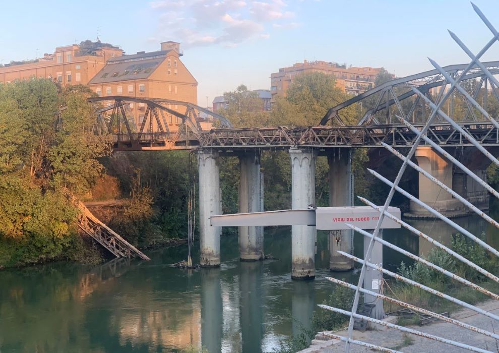 Ponte Di Ferro Roma