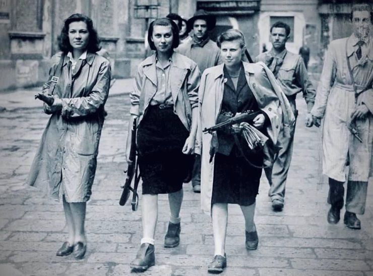 25 Aprile Partigiani Donne Liberazione