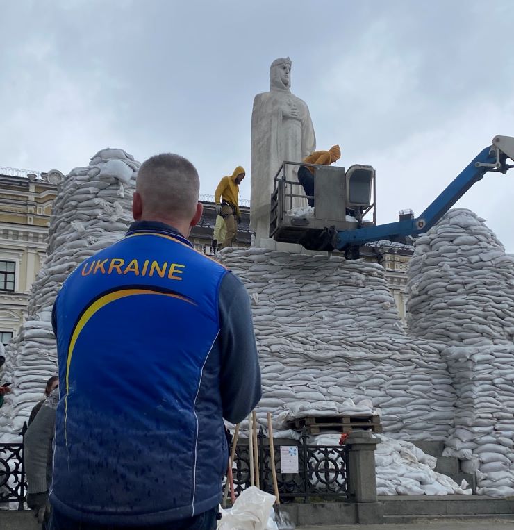 Ucraina Kiev Barricate Statua