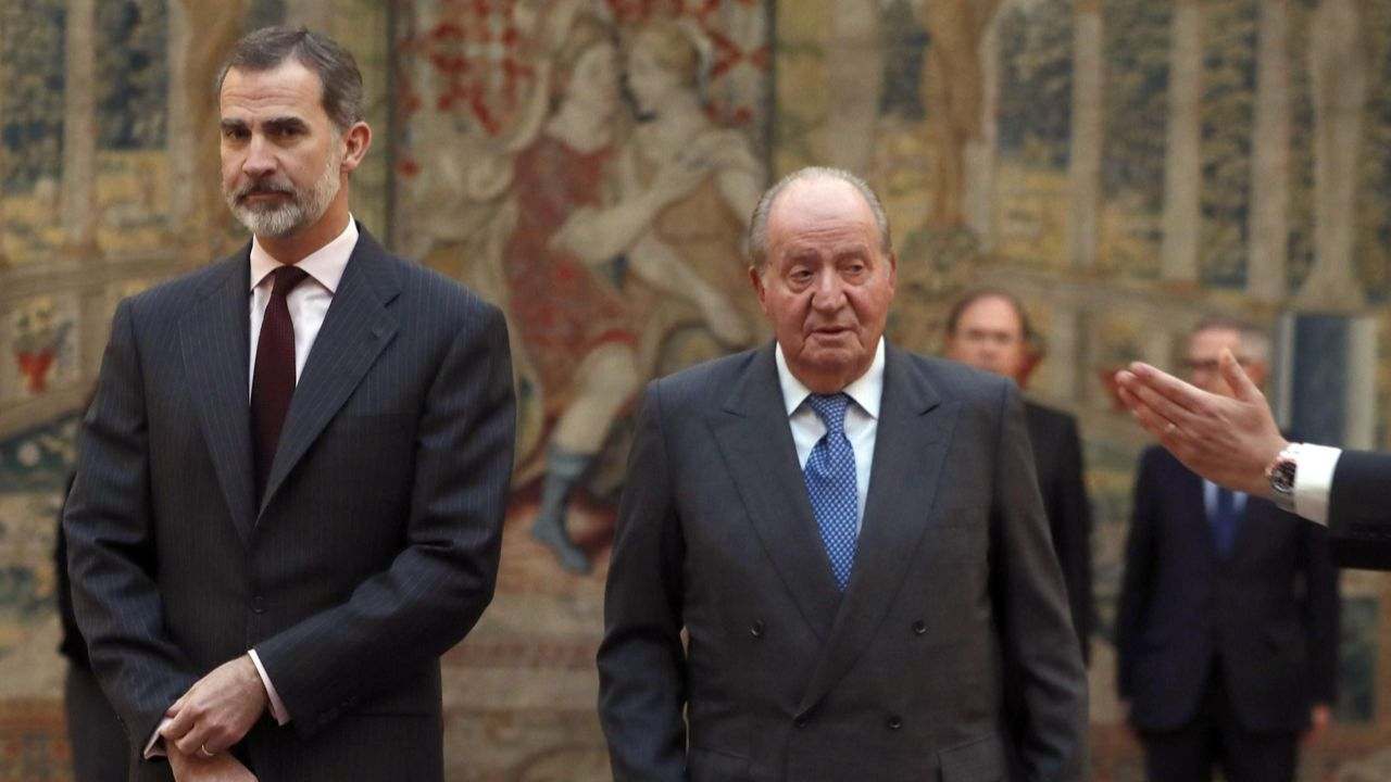 Juan Carlos e Felipe VI: il primo incontro padre figlio dopo due anni di silenzio