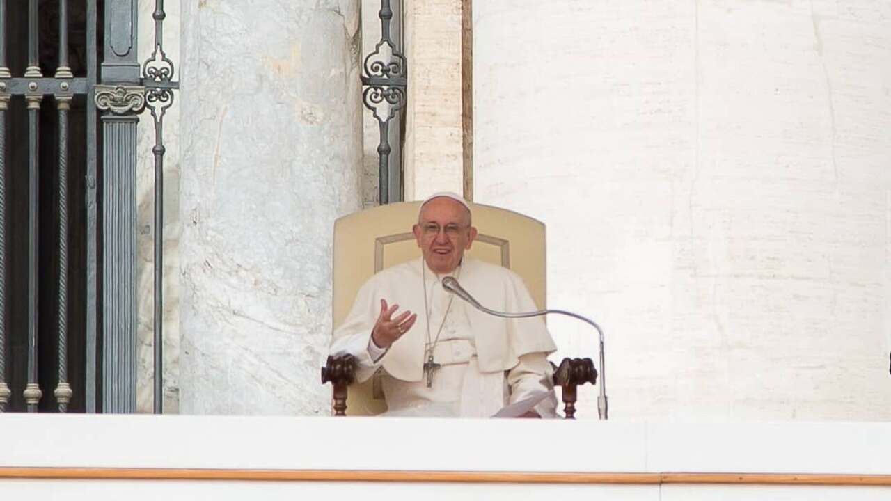 Udienza Generale 25 maggio: Papa Francesco contro la “Società della stanchezza”