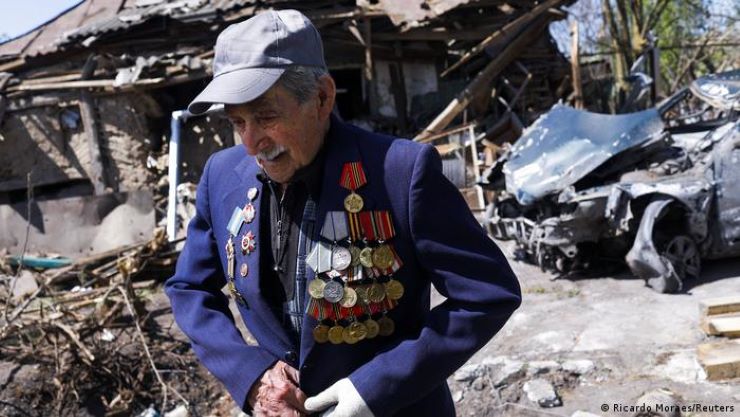 Ucraina Veterano Casa Distrutta Kharkiv