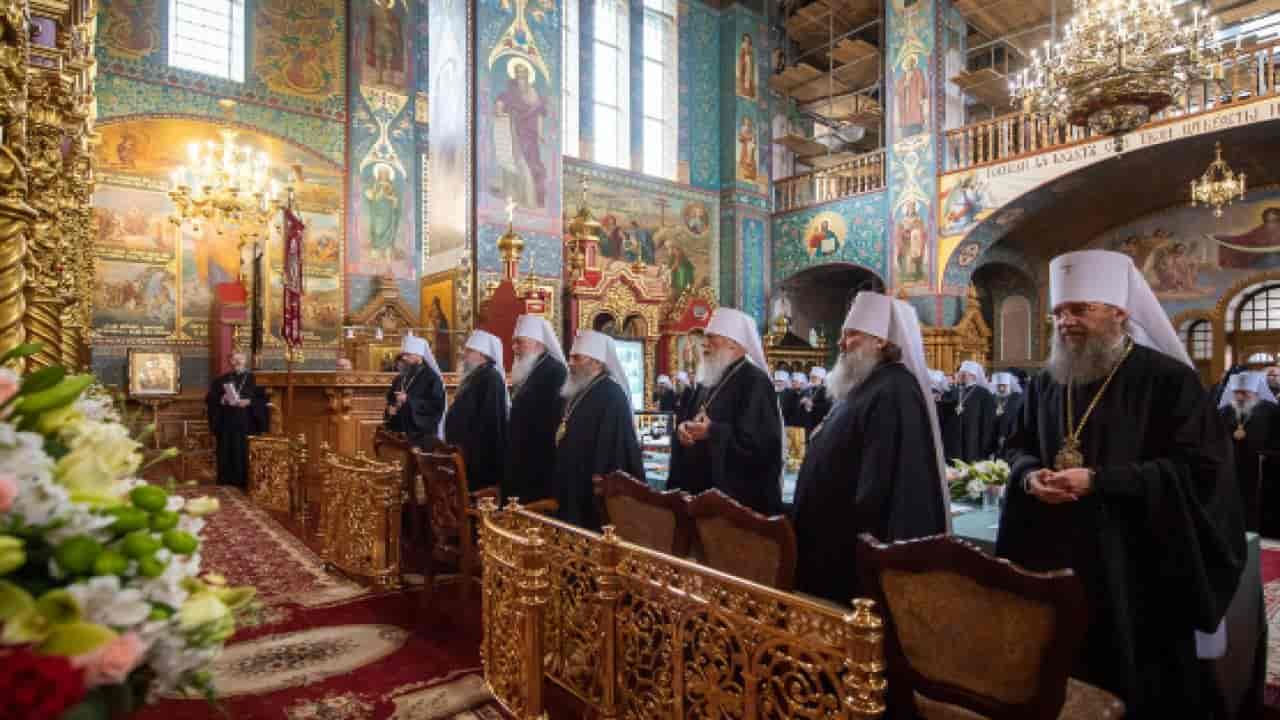 Ucraina, la guerra spacca la Chiesa ortodossa: Kiev abbandona Mosca
