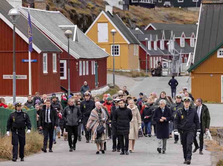 Contraccezione forzata donne Inuit Groenlandia 