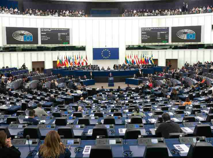 Parlamento Ue Strasburgo sede plenaria 
