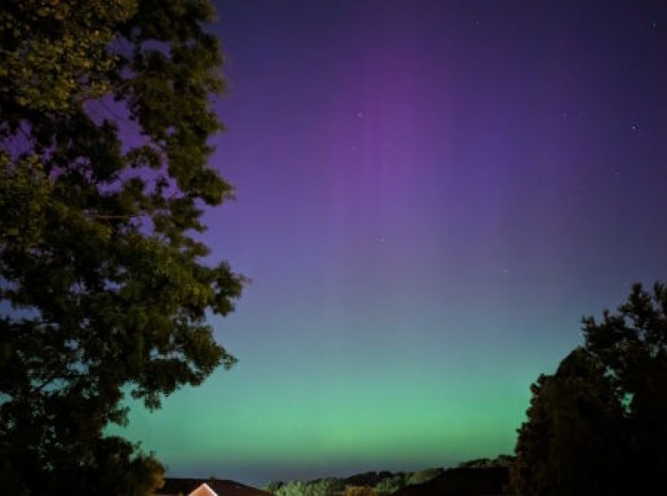 Aurora boreale Canada tempeste solari 