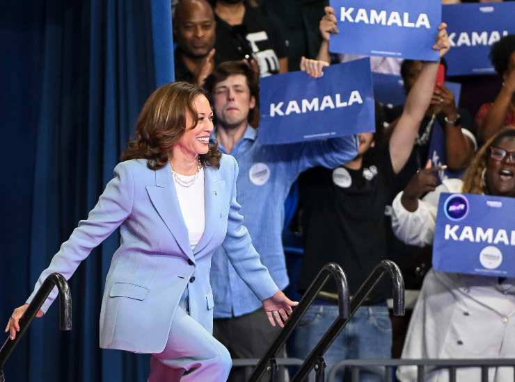 Jimmy Carter appoggerà Kamala Harris 