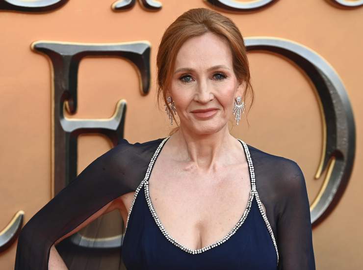 JK Rowling contro Valentina Petrillo, atleta transgender