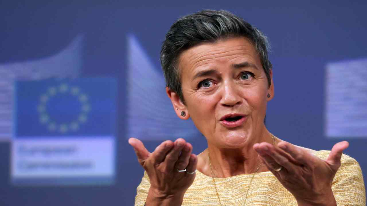 Vestager multa Europa alla Apple