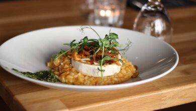 Risotto con crema di zucca funghi e tomino