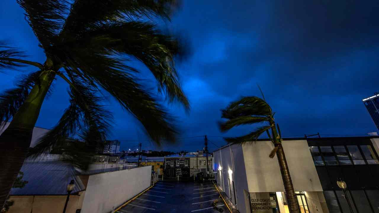 L’uragano Milton devasta la Florida: vittime e distruzione