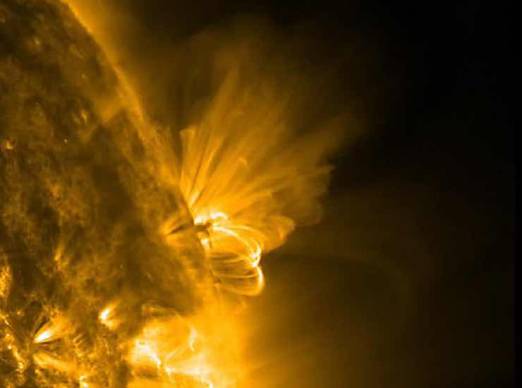 Tempesta solare