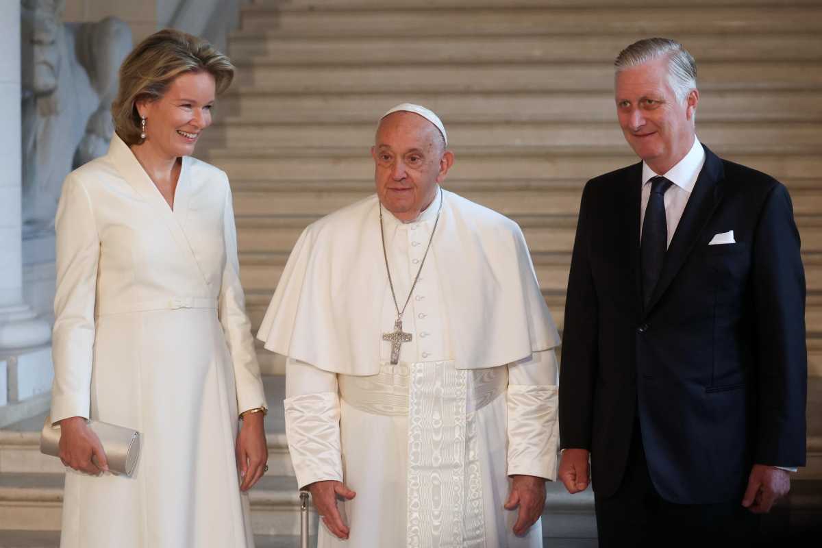 Papa Francesco annuncia l’intenzione di beatificare un re