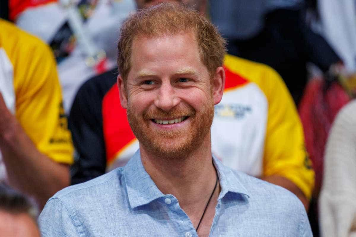 Il principe Harry atterra in Africa dopo il viaggio nel Regno Unito