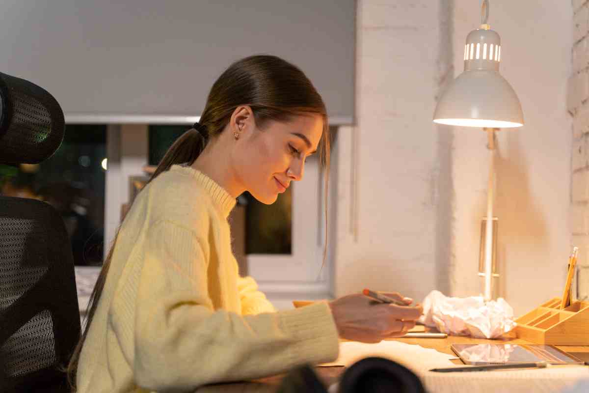 Studiare con una scarsa illuminazione, ecco le conseguenze